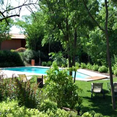 La California Relais מלון