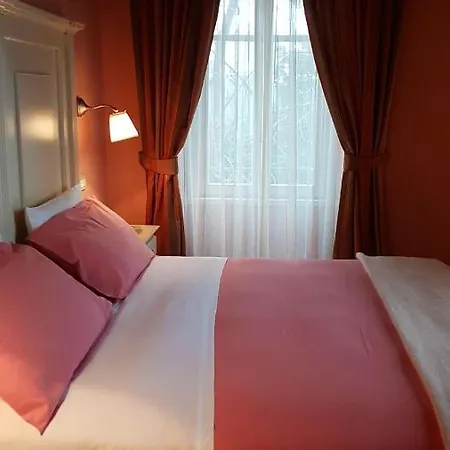 La California Relais